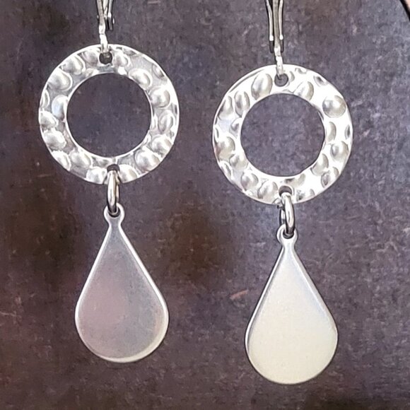 TEARDROP Hammered Circle Coin Stainless Steel Lever Back Earrings Minimalist - Picture 2 of 4
